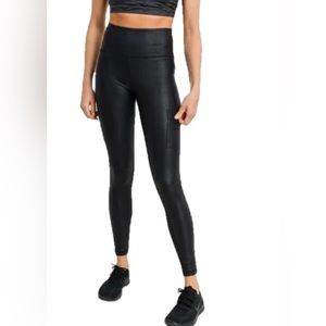 Mono B Black Foil Pebble Leggings (Size Medium)